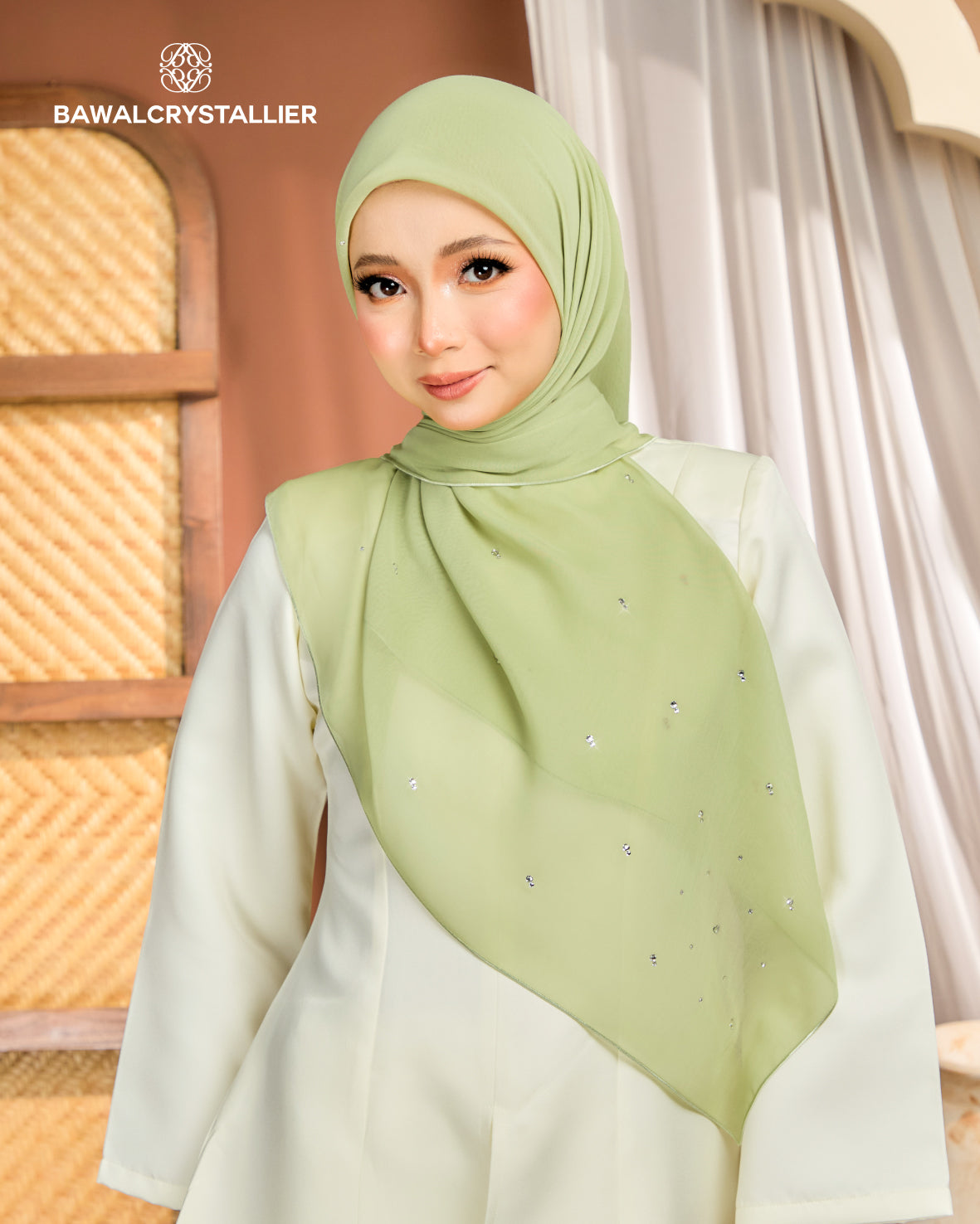 CRYSTALLIER SURI CAHAYA B45